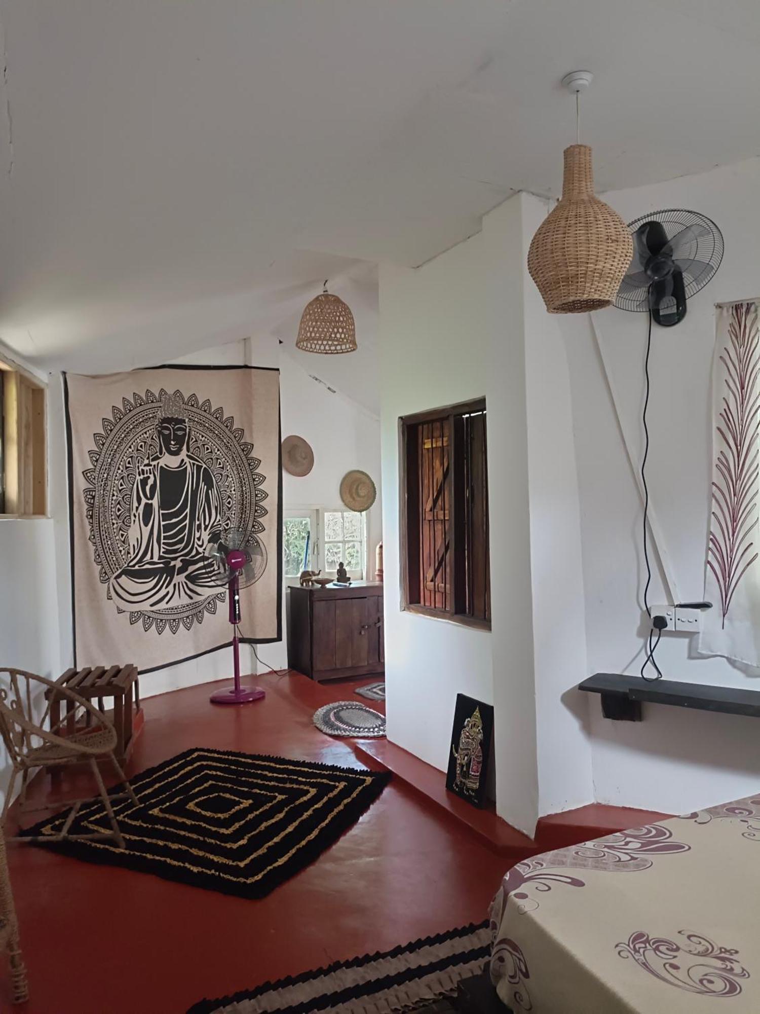 Mamisa Cafe, Home Stay Хабарана Экстерьер фото