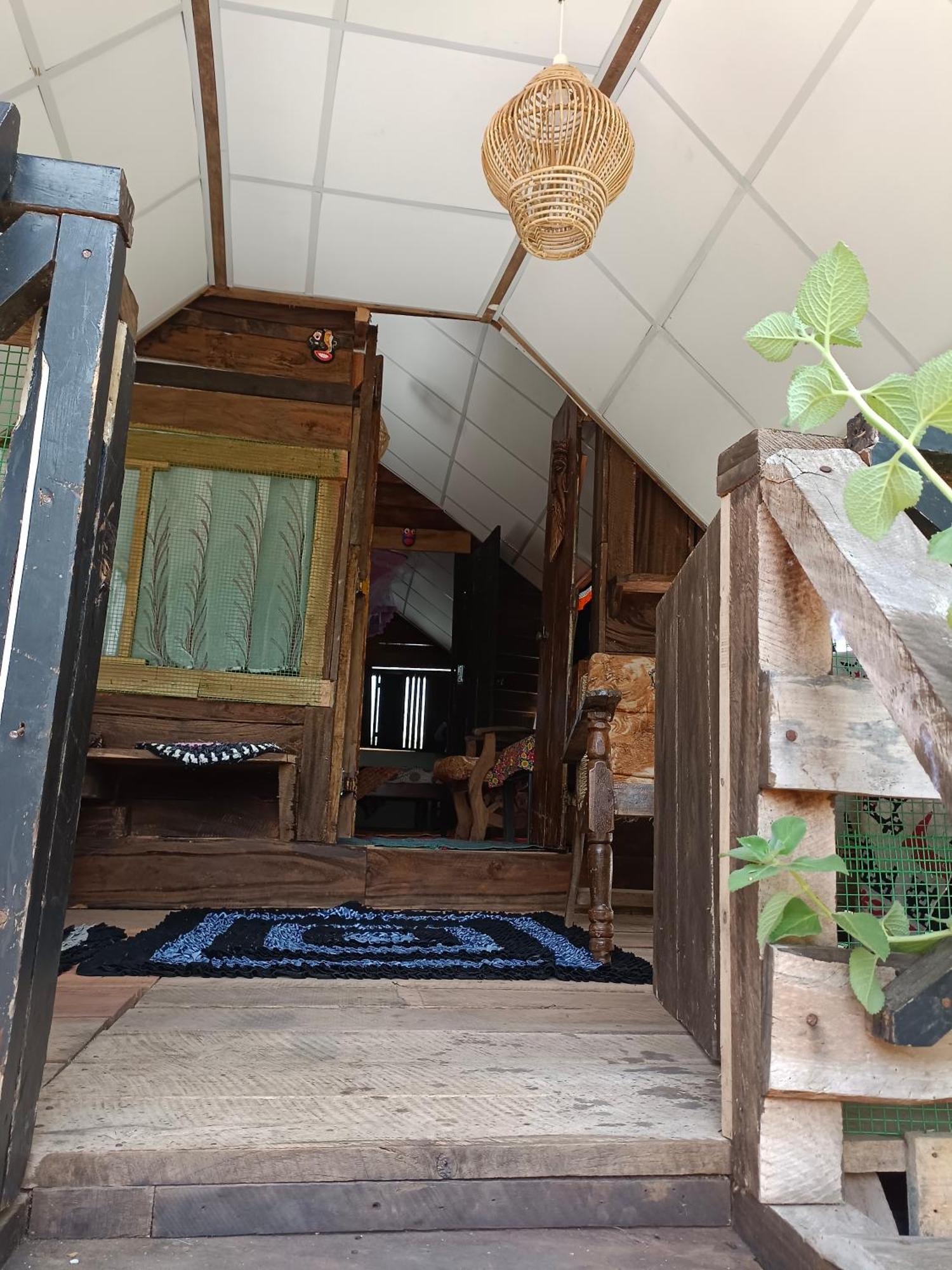 Mamisa Cafe, Home Stay Хабарана Экстерьер фото